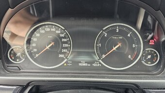 BMW 530 D X Drive mod 2017 top - 6