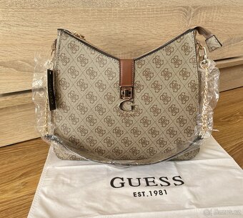 Kabelka Guess Zamira Quattro G - 6