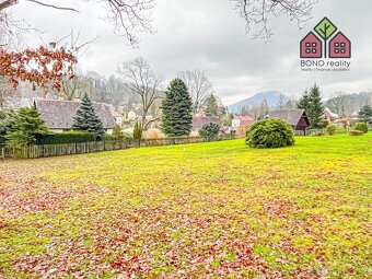 Stavební pozemek o výměře 1380 m2, IS u pozemku, klidná a př - 6