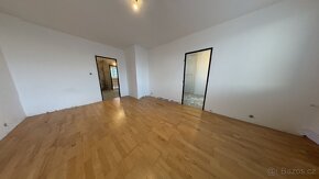 Propojené byty 5+kk (127 m²) před rekonstrukcí Praha Chodov - 6