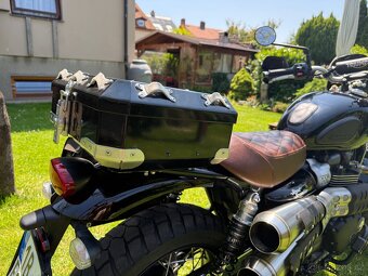 Triumph Street Scrambler 900 - 6