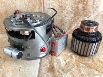 Jawa panelka 250 - zapalování 50 W po GO, mínus - 6