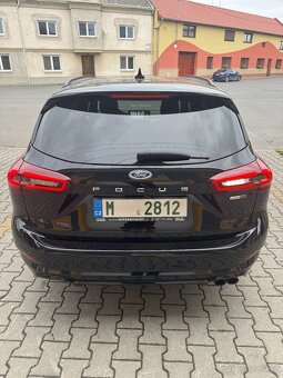 Ford Focus 1.0 EcoBoost 125PS automat ST-Line kombi 01/2023 - 6