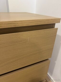 REZERVACE Komoda MALM - 3 šuplíky - 6