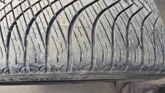 Celoroční pneumatika 245/40/18 Goodride - 6