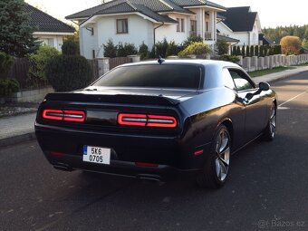 Dodge Challenger, 5.7 HEMI V8 SRT vzhled - DPH - 6