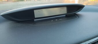 Citroen C4 VTR 1,6HDI 80kw 11/2006 - 6