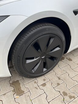 Tesla Model 3 Premium Long Range All-Wheel Drive - 6
