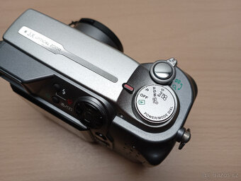 Olympus C-4000 Zoom - 6