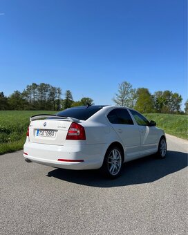 Škoda Octavia 2 1.9TDI 77KW RS packet - 6