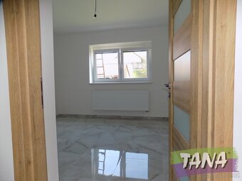 Prodej rodinného domu o dispozici 3+1 po kompletní vnitřní r - 6