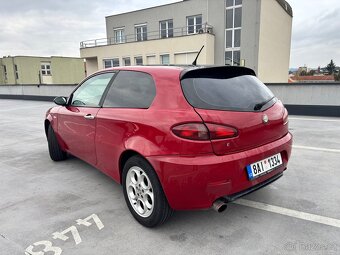 Alfa Romeo 147 1.6 TS - 6