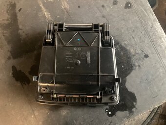 Prodám kastlík (přihrádka) Škoda Yeti - 6