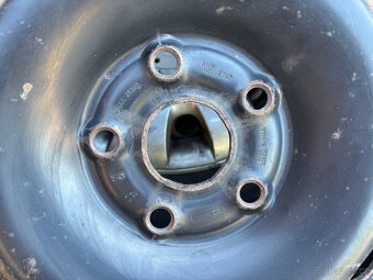 VW Golf,Caddy,Golf +,Jetta a Touran,orig.kompl.zimní kolo 15 - 6