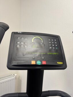 Technogym 1000 LED step - 6