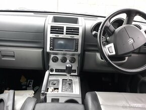 Dodge Nitro - 6