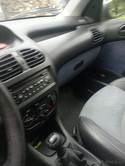 Peugeot 2061.4 benzín 55 kw - 6