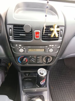 Nissan Almera - 6