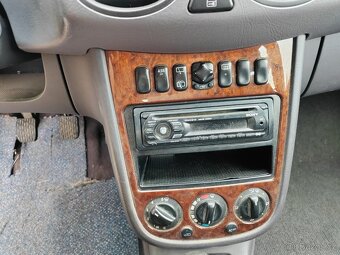 Mercedes - Benz A170 - 6