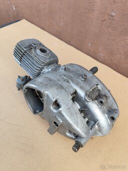 Motor pionýr - 6