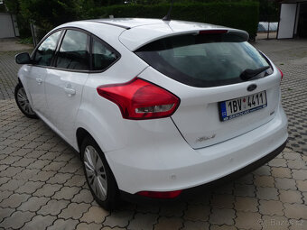 Ford Focus 1.0i 92kw 1.majitel koup. v čr. naj.83 200km - 6