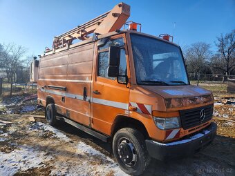 Plošina s regály mercedes Vario - 6