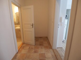 Pronájem bytu 1+1, Pardubice, Gorkého - 6