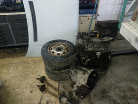 škoda favorit-prodám díly-vše vymontováno - 6