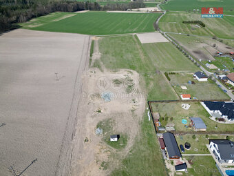 Prodej pozemku k bydlení, 1399 m², Hřibiny-Ledská - 6