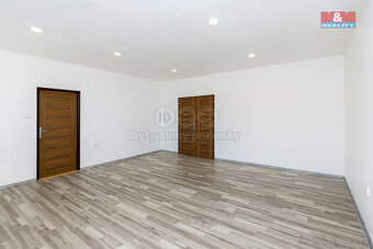 Prodej bytu 2+1, 75 m², Pardubice, ul. Štrossova - 6