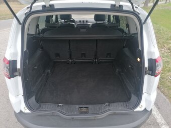 Prodám Ford S-Max - výbava Titanium, motor 2.0TDCi 120kW, r. - 6
