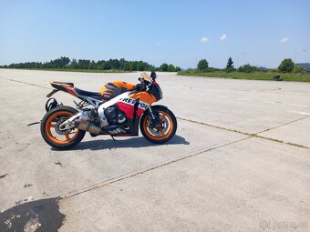 Honda CBR 1000RR REPSOL - 6