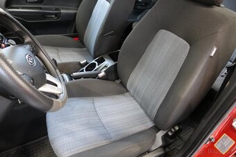 Kia Ceed 1.4i , 77 kW benzín, 2011 - 6