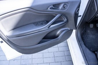 Opel Zafira OPC - 6