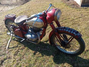 Jawa 250 pérák FJ - 6