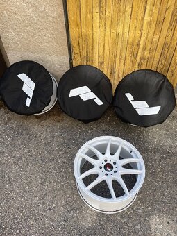 Japan racing jr29 8,5x18 5x114,3 - 6