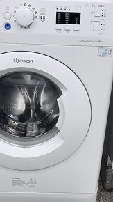 Automatická pračka INDESIT, LG Direct Drive - 6