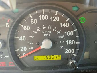 Kia Sorento 2.5.CRDI - 6