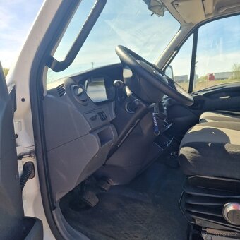 Iveco Daily 35 50 C - 6t.vozidlo bez nástavby. - 6