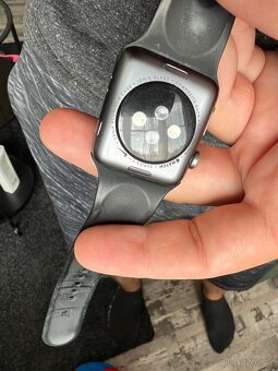 Apple watch 3 nike , 38mm - 6