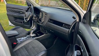 Hybridni Outlander 2.4PHEV 165Kw Matrix svetla EVdojezd 50km - 6