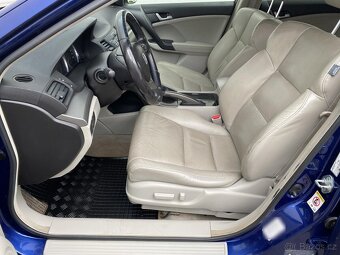 Honda Accord 2.2i-DTEC , 110 kW nafta, 2010 - 6