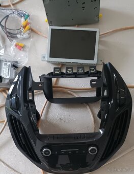 Ford Sync 3 courier 2014/2017 - 6