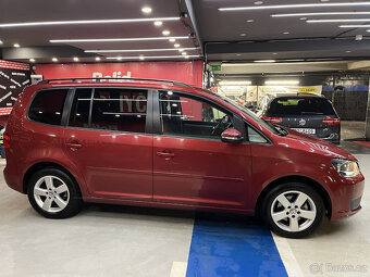 Volkswagen Touran 1.6TDI 77kW 7-Míst 2010 NAVI , KRÁSNÉ - 6