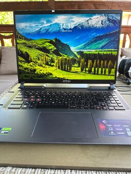 Herní notebook MSI Vector 16 HX A13VHG - 6