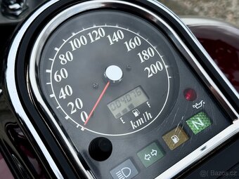 Suzuki Intruder VL 1500 - 6