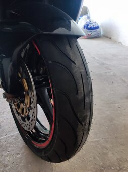 Honda CBR 1000RR - 6