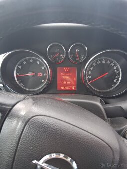 Opel Zafira 1,6 turbo 110 kw CNG 7 mist - 6