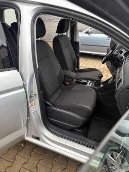 VW TOURAN 2.0TDI R.2023 134000KM 2x kola TOP STAV - [18.12. - 6