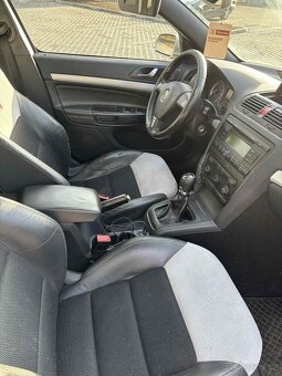 Škoda octavia rs 2.0tdi 125kw - 6